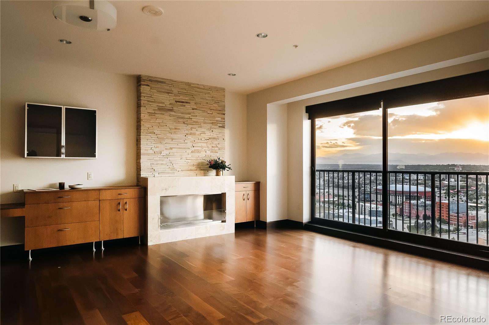 1133 14th Street 2110