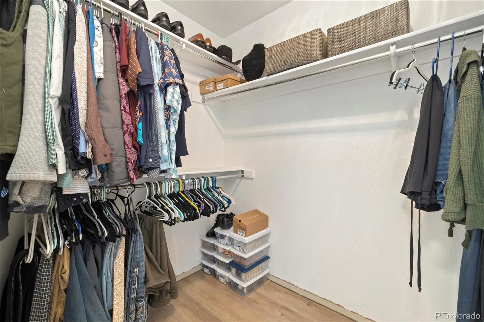 Commerce City, Colorado 80022, United States, 4 Bedrooms Bedrooms, ,3 BathroomsBathrooms,Residential,Active,173520