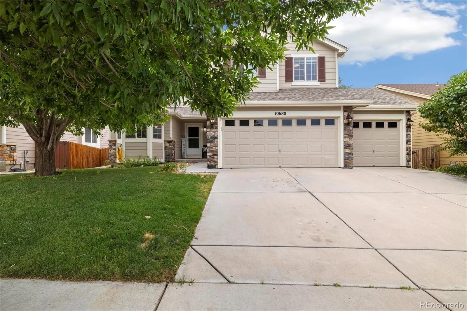 Commerce City, Colorado 80022, United States, 4 Bedrooms Bedrooms, ,3 BathroomsBathrooms,Residential,Active,173520