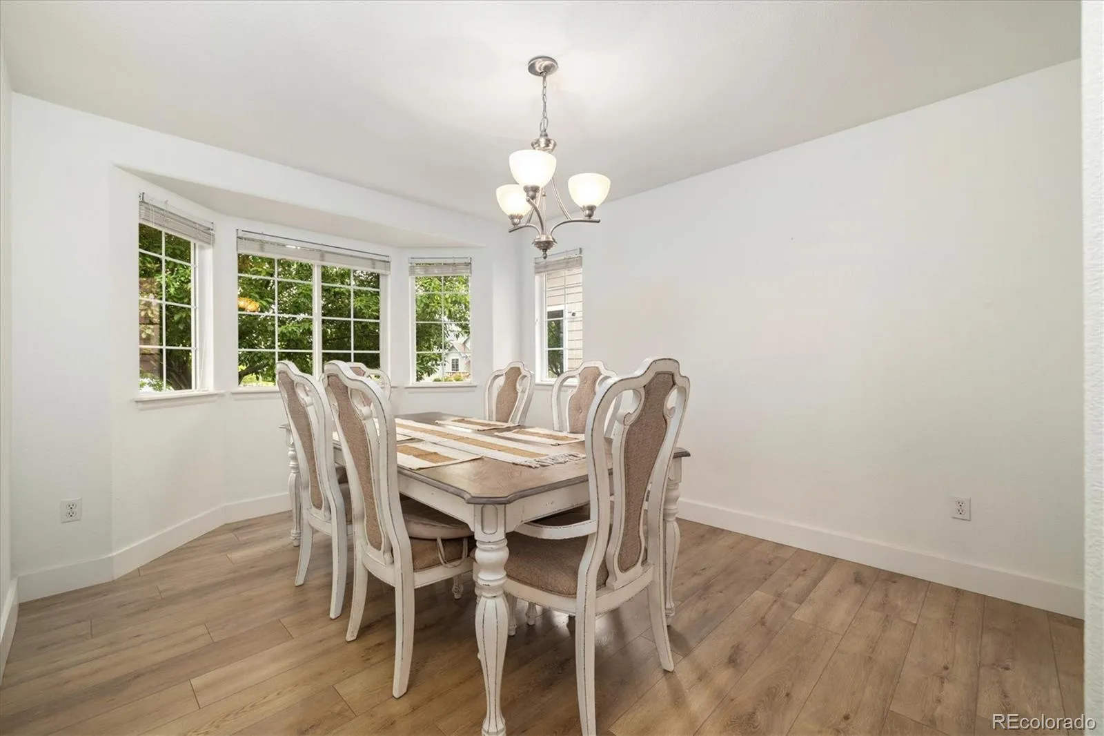 Commerce City, Colorado 80022, United States, 4 Bedrooms Bedrooms, ,3 BathroomsBathrooms,Residential,Active,173520