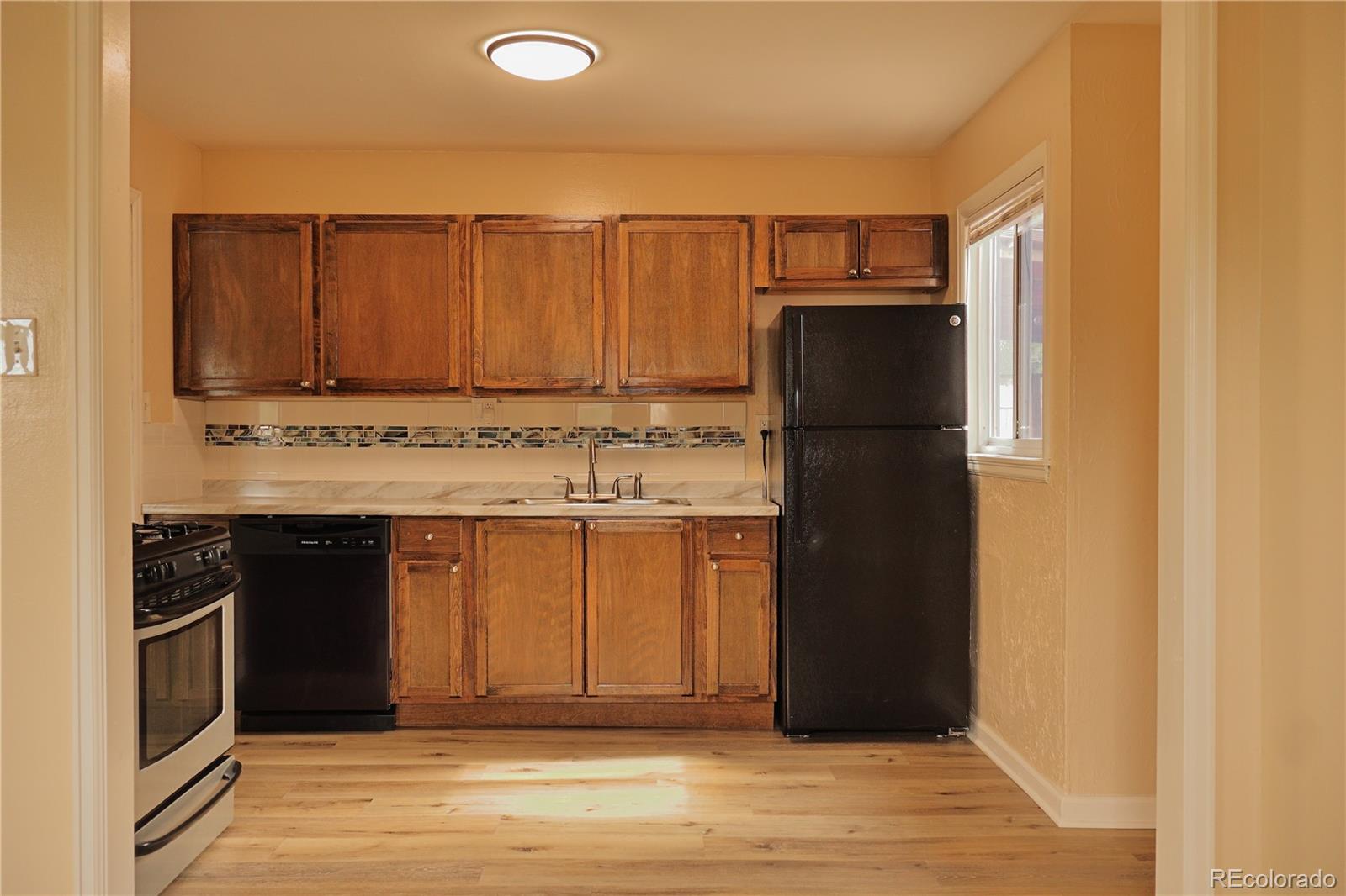 1297 Worchester Street, Aurora, CO, 80011 3 1297 Worchester Street