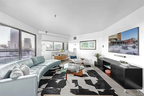 100 Park Avenue W Unit 1606, Denver, CO 80205 - #: 8638564
