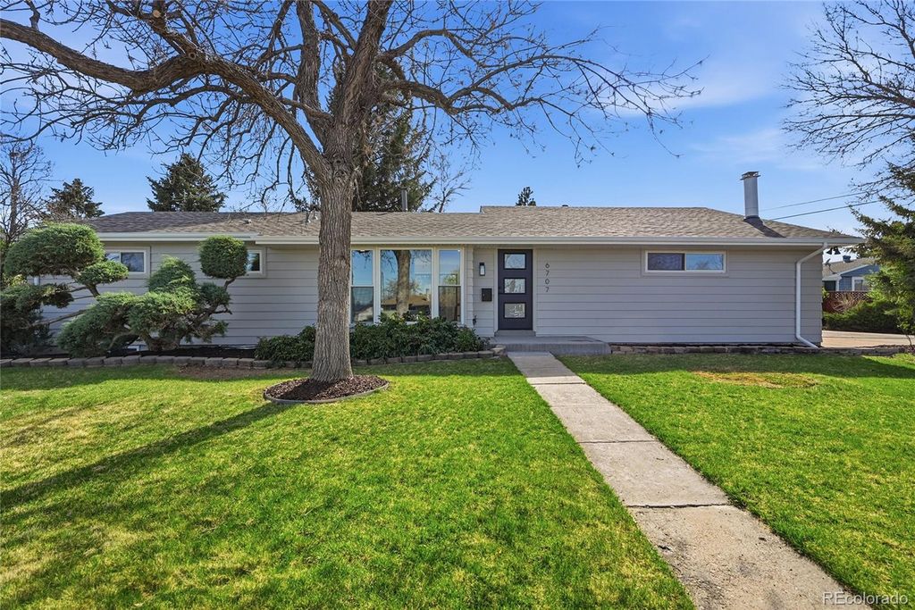 Photo of 6707 S Birch Way, Centennial, CO 80122 (MLS # 7892242)