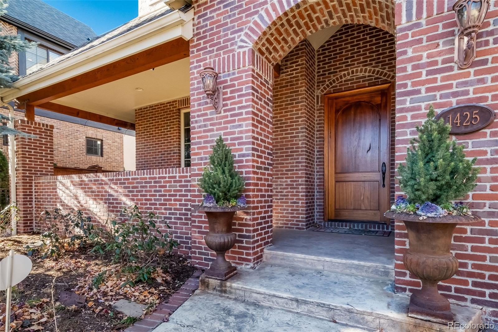 1425 S Elizabeth Street