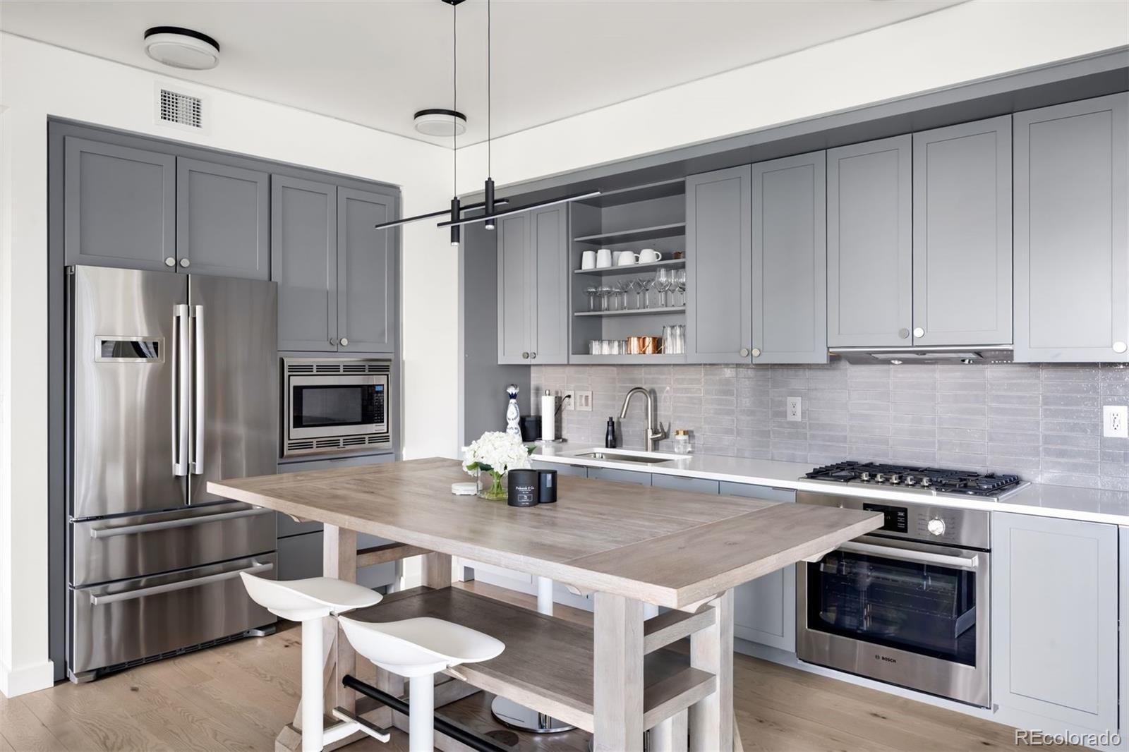 1750 Wewatta Street 1001