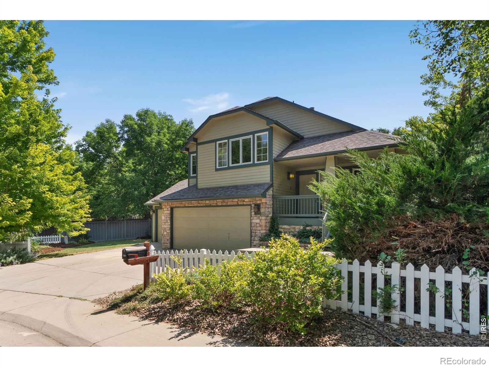 2530 Sweetwater Circle