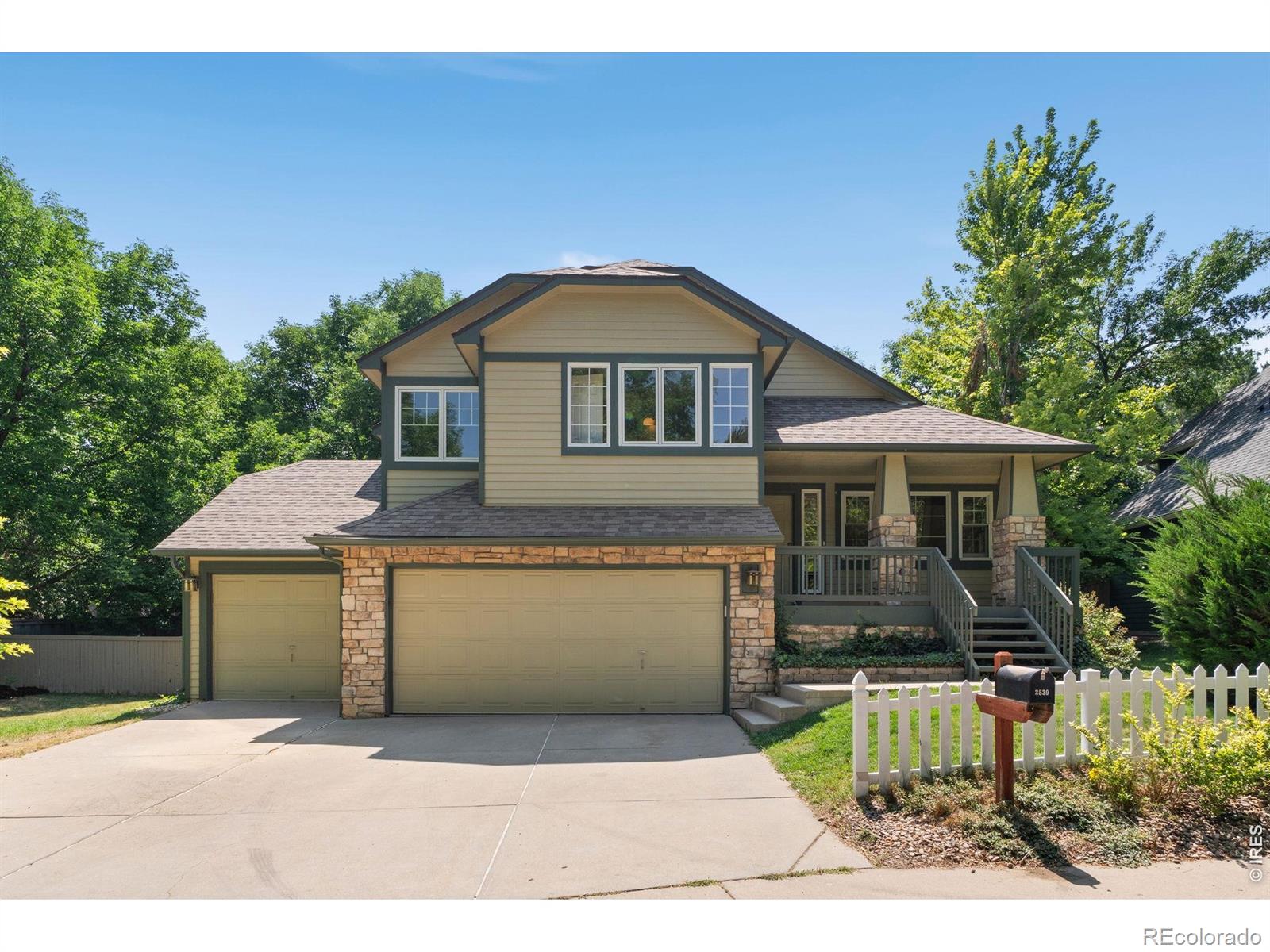 2530 Sweetwater Circle