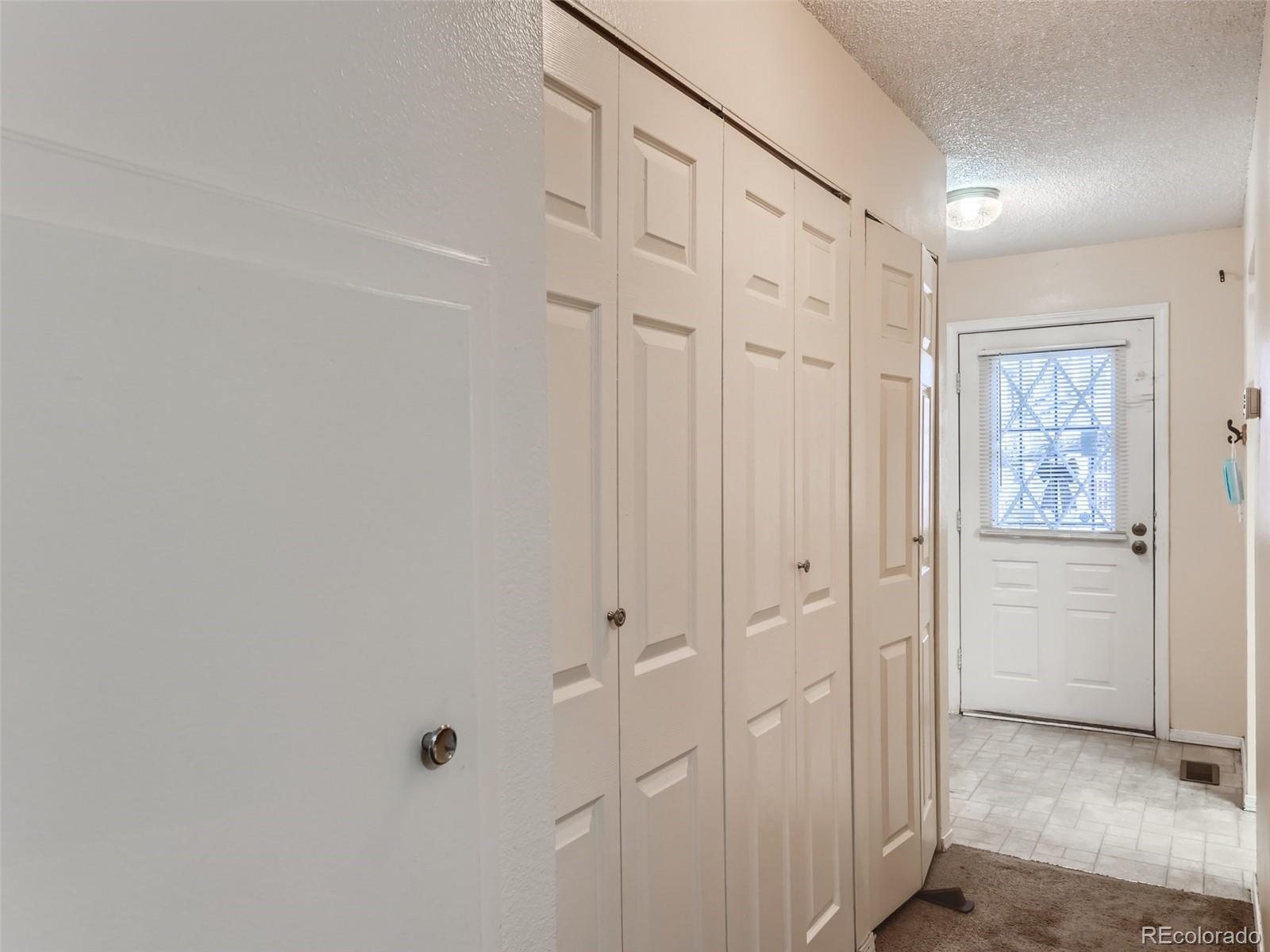 Photo 4 of 28 of 2283 S Jasper Way B multi-family property
