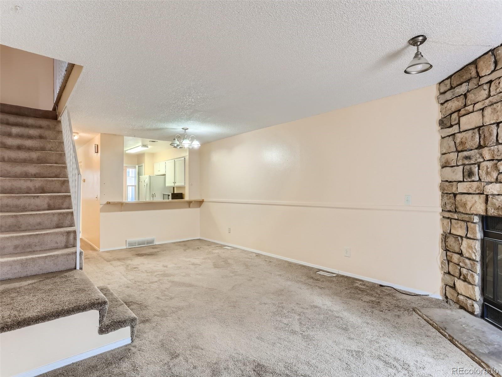 Photo 7 of 28 of 2283 S Jasper Way B multi-family property