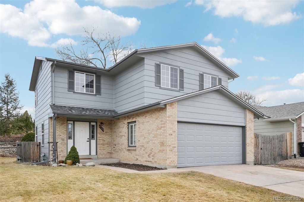 Photo of 9700 W Chenango Avenue, Littleton, CO 80123 (MLS # 5505514)