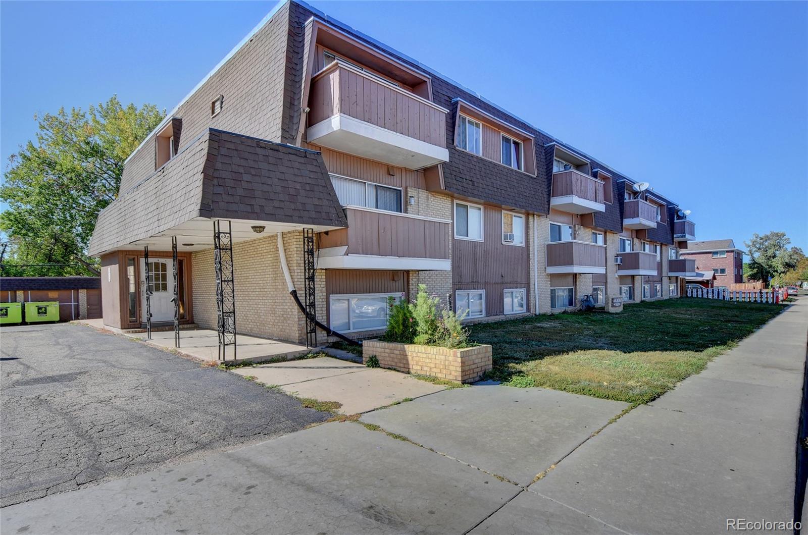 Photo 1 of 27 — 561 Geneva Street 203, Aurora, CO 80010