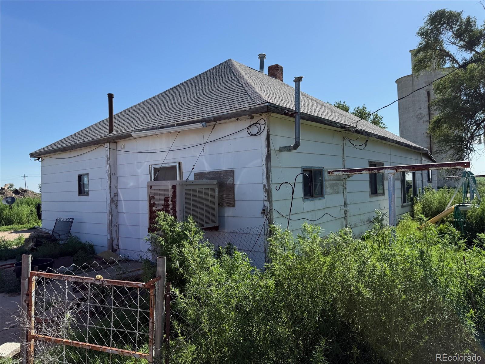 7364 Hwy 196
