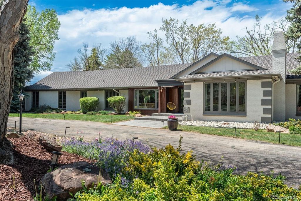 Photo of 4285 S Hudson Parkway, Englewood, CO 80113 (MLS # 6383714)