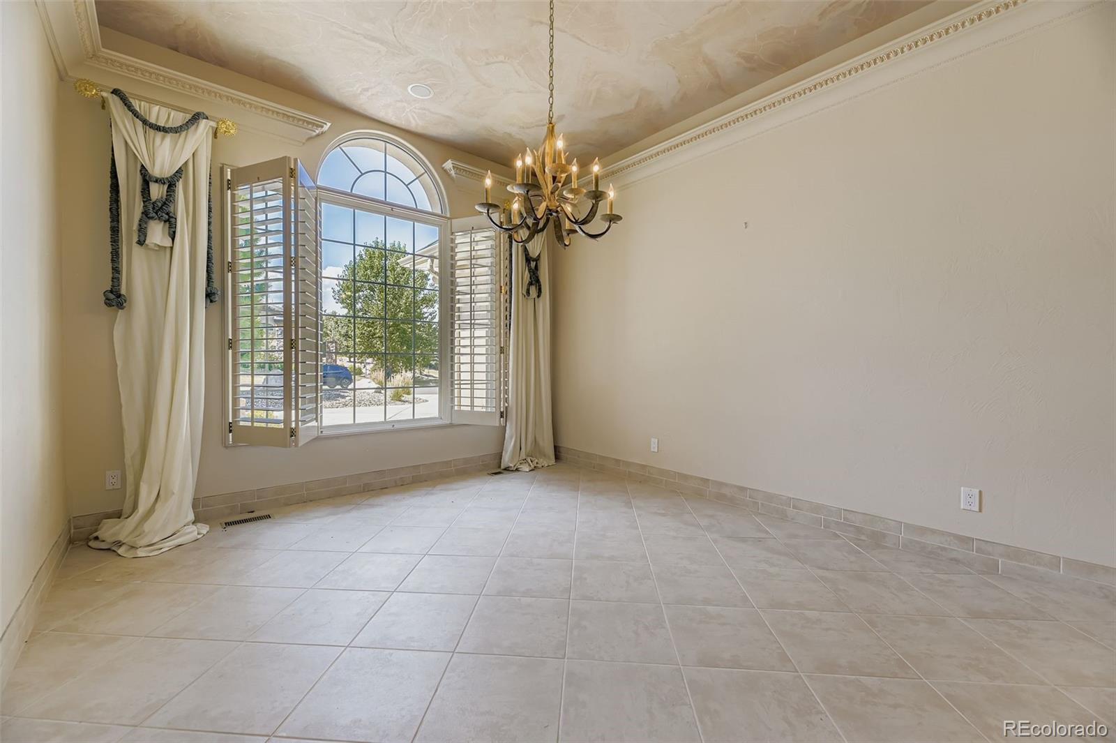 2117 Kahala Circle