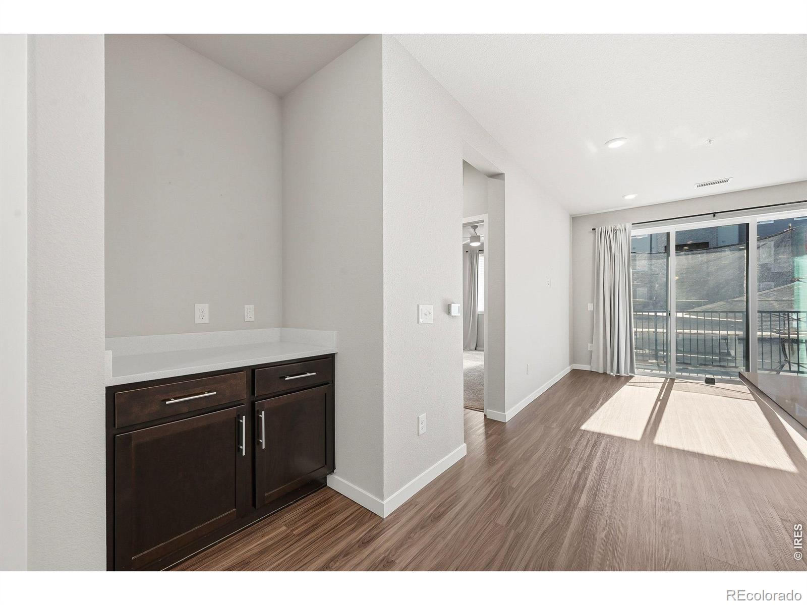 420 E Fremont Place 206