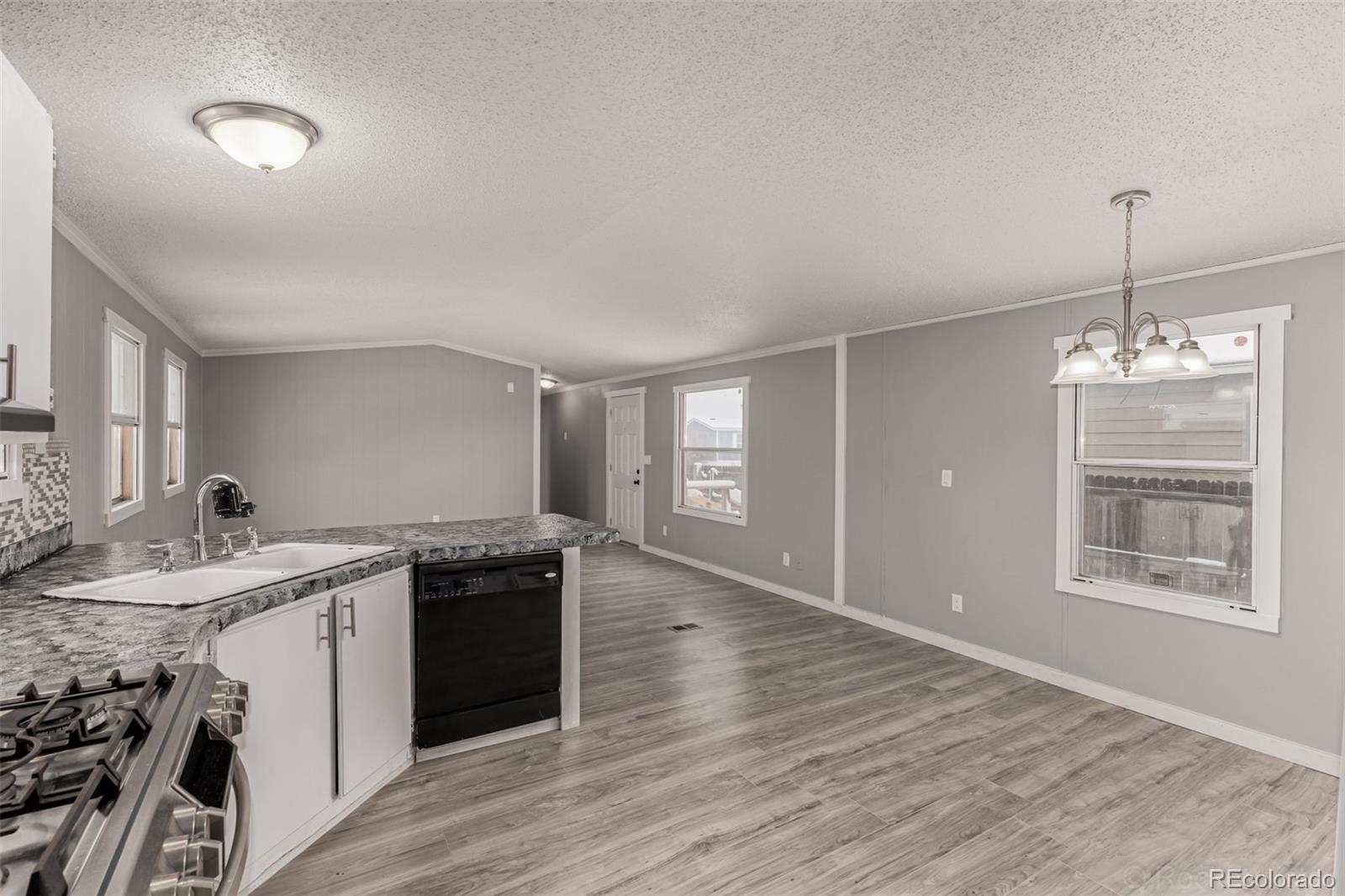 5435 Riverdale Avenue