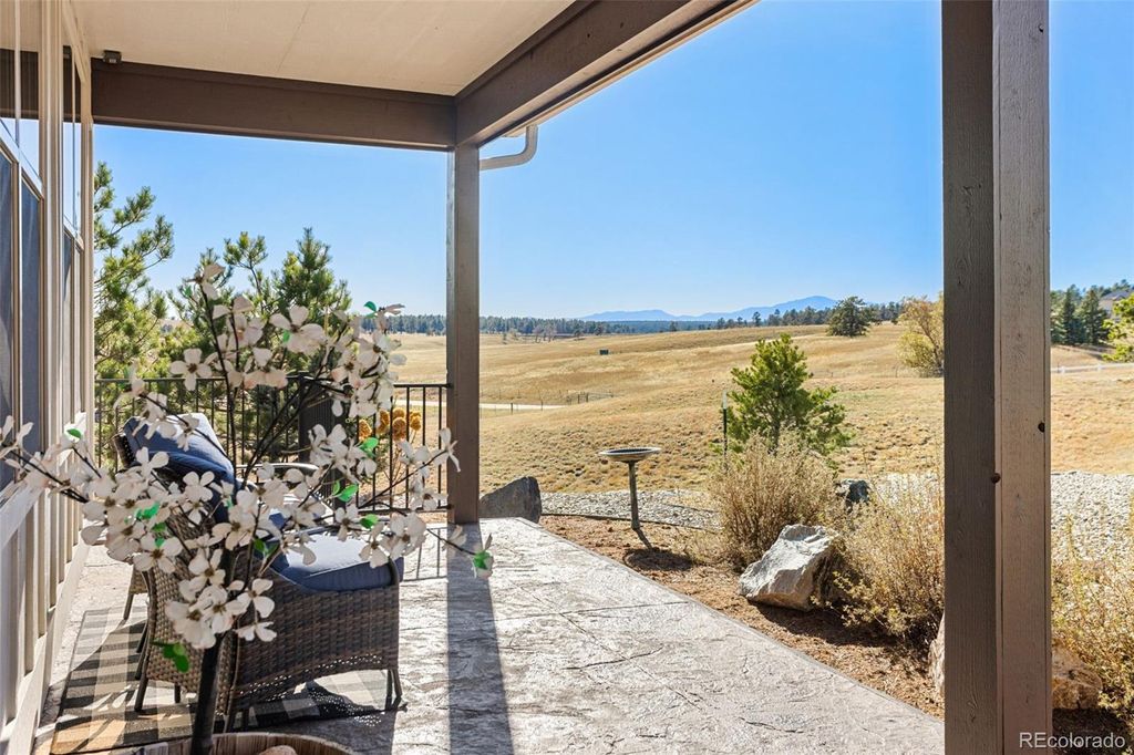 Photo of 16835 E Goshawk Road, Colorado Springs, CO 80908 (MLS # 2109173)