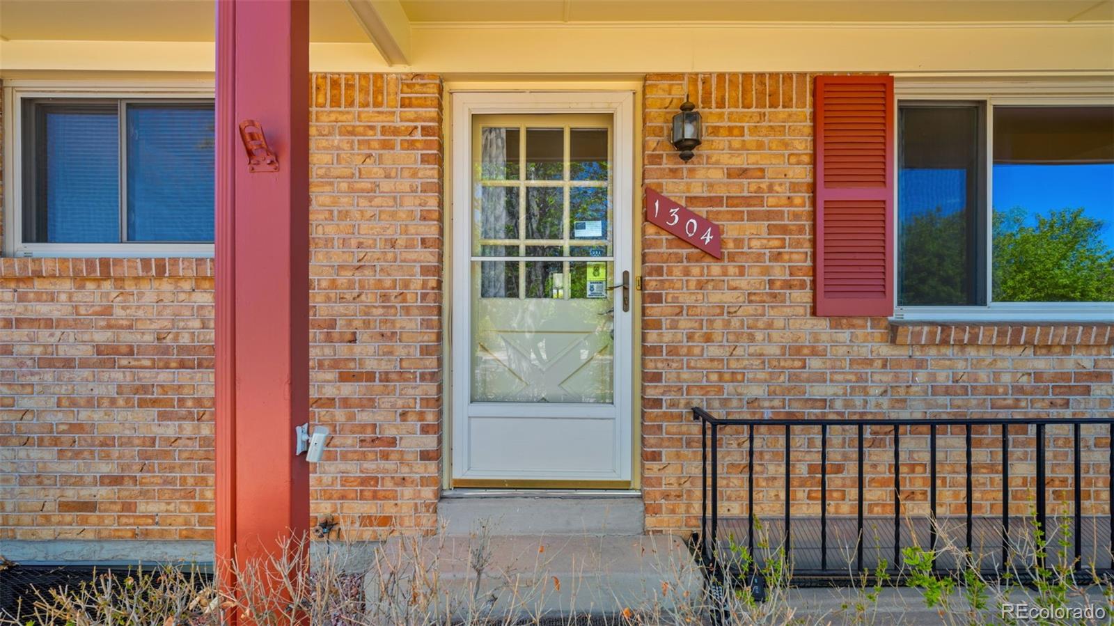 1304 De Reamer Circle