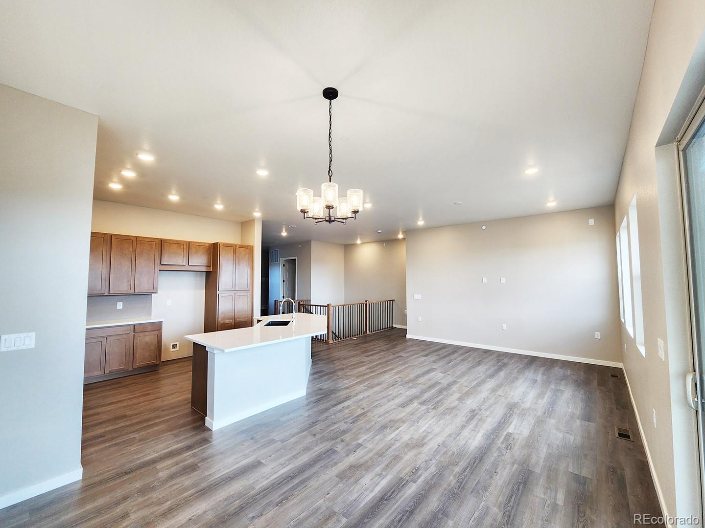 851 W 128th Place