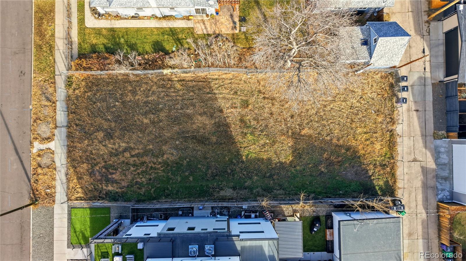 4452 N Raleigh Street