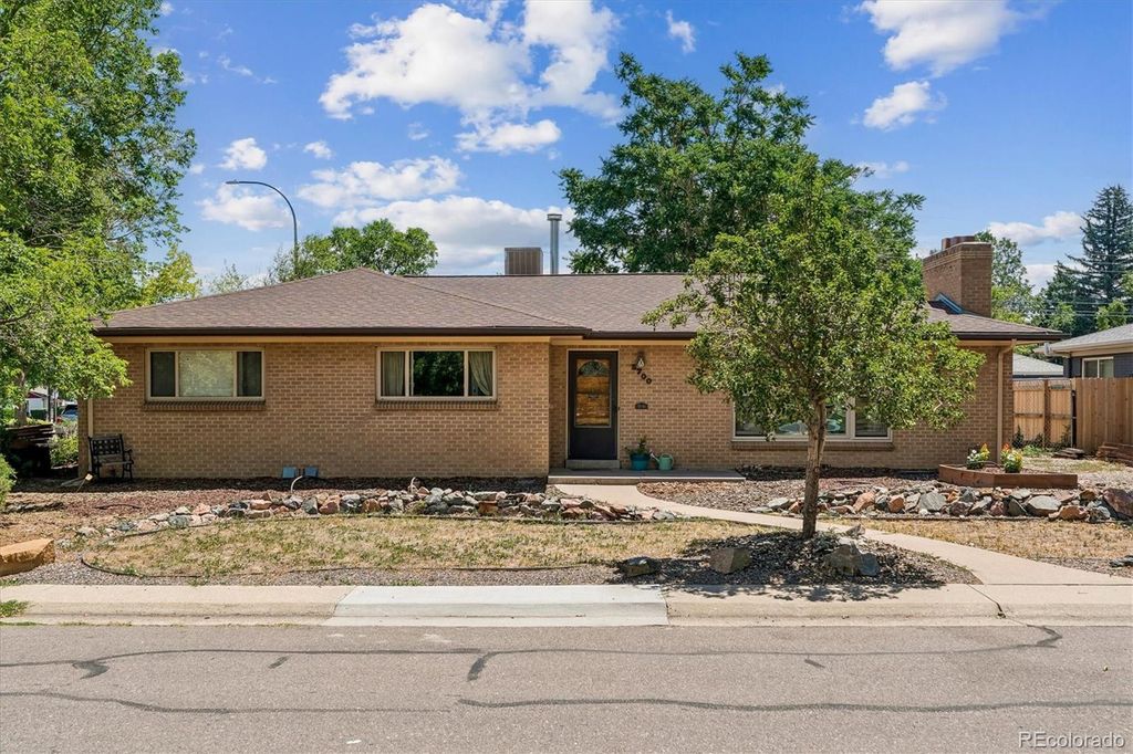 Photo of 5700 S Huron Street, Littleton, CO 80120 (MLS # 7260128)