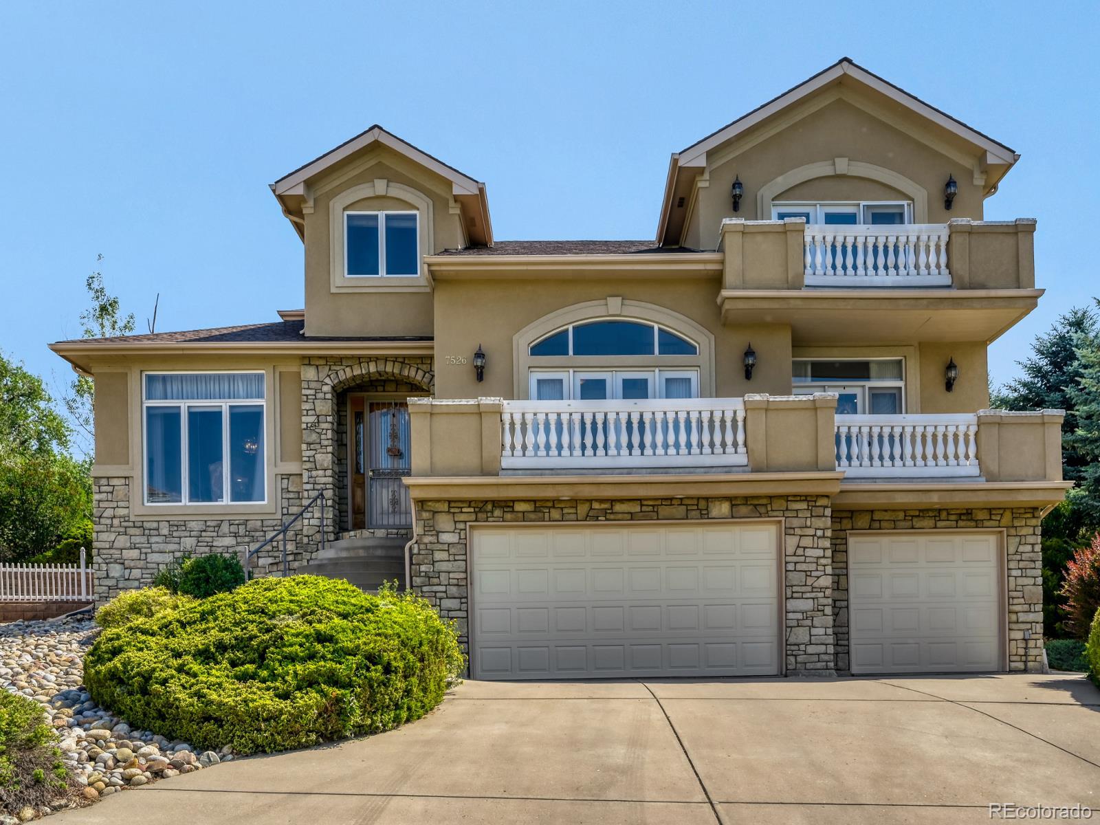 7526 Routt Lane