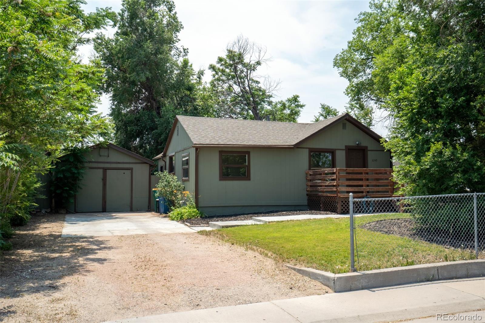 6740 E 76th Place