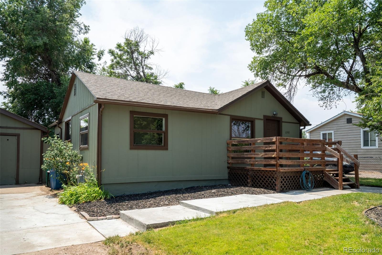 6740 E 76th Place