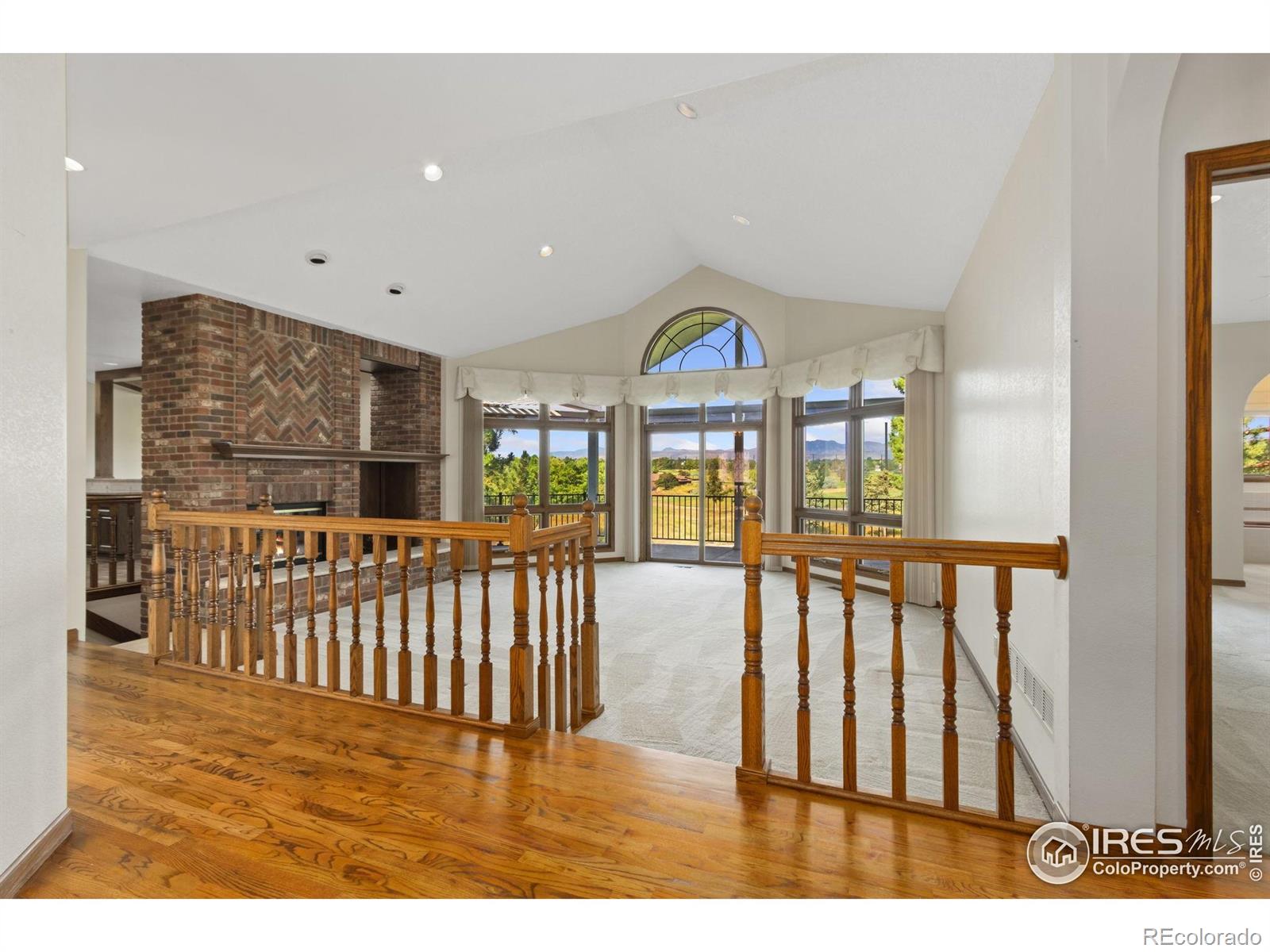 5925 Greenridge Circle