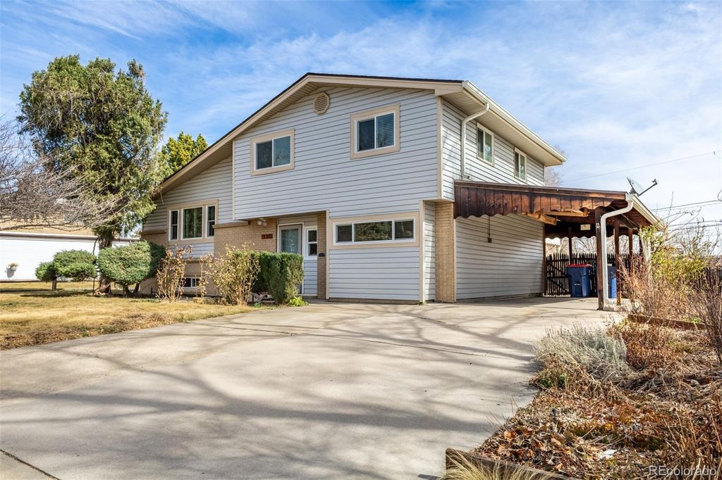 Photo of 6354 Upham Street, Arvada, CO 80003 (MLS # 7555170)