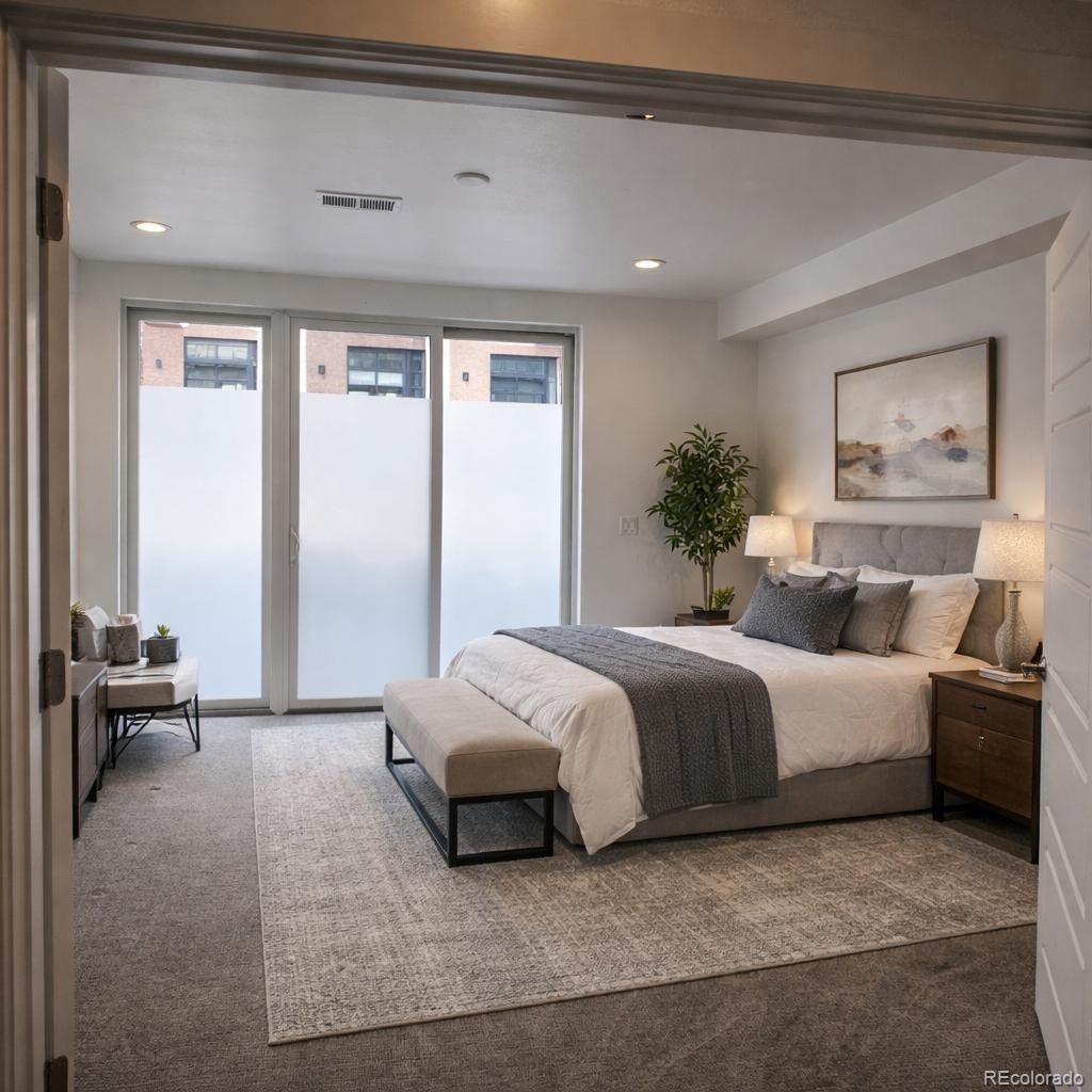 6830 E Lowry Boulevard