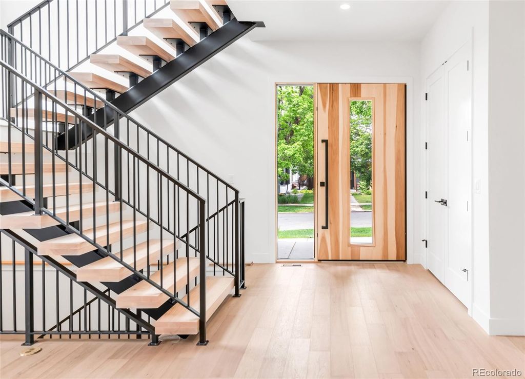 Photo of 1466 S Gaylord Street, Denver, CO 80210 (MLS # 3360215)