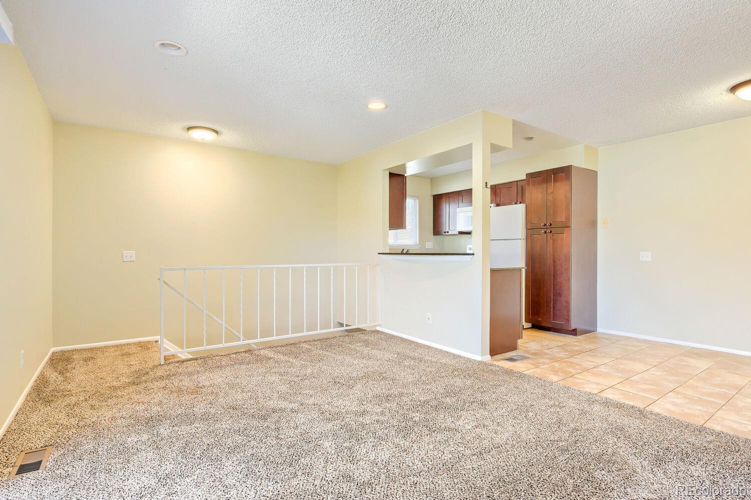 3354 S Flower Street 29