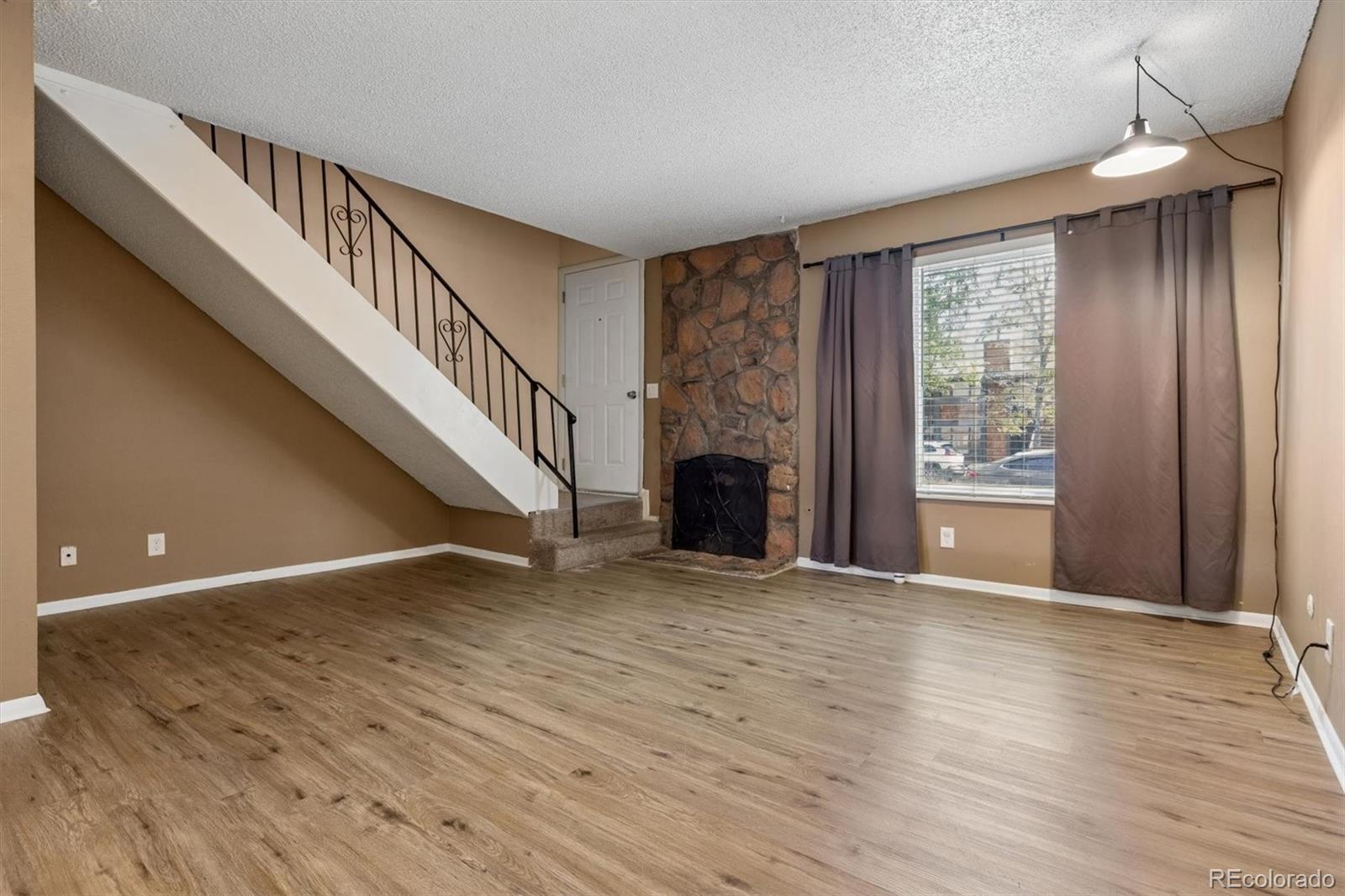 1295 S Dillon Way