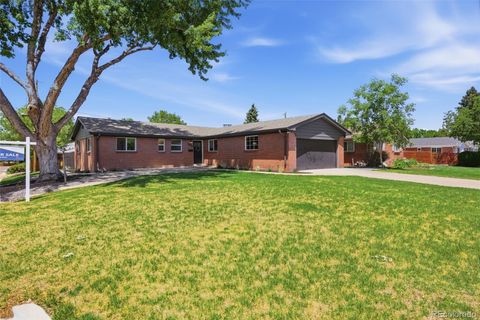 Photo of 6105 E Mexico Avenue, Denver, CO 80224 (MLS # 5141193)