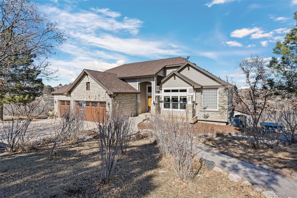 Photo of 4249 Oak Grove Way, Castle Rock, CO 80108 (MLS # 8257470)