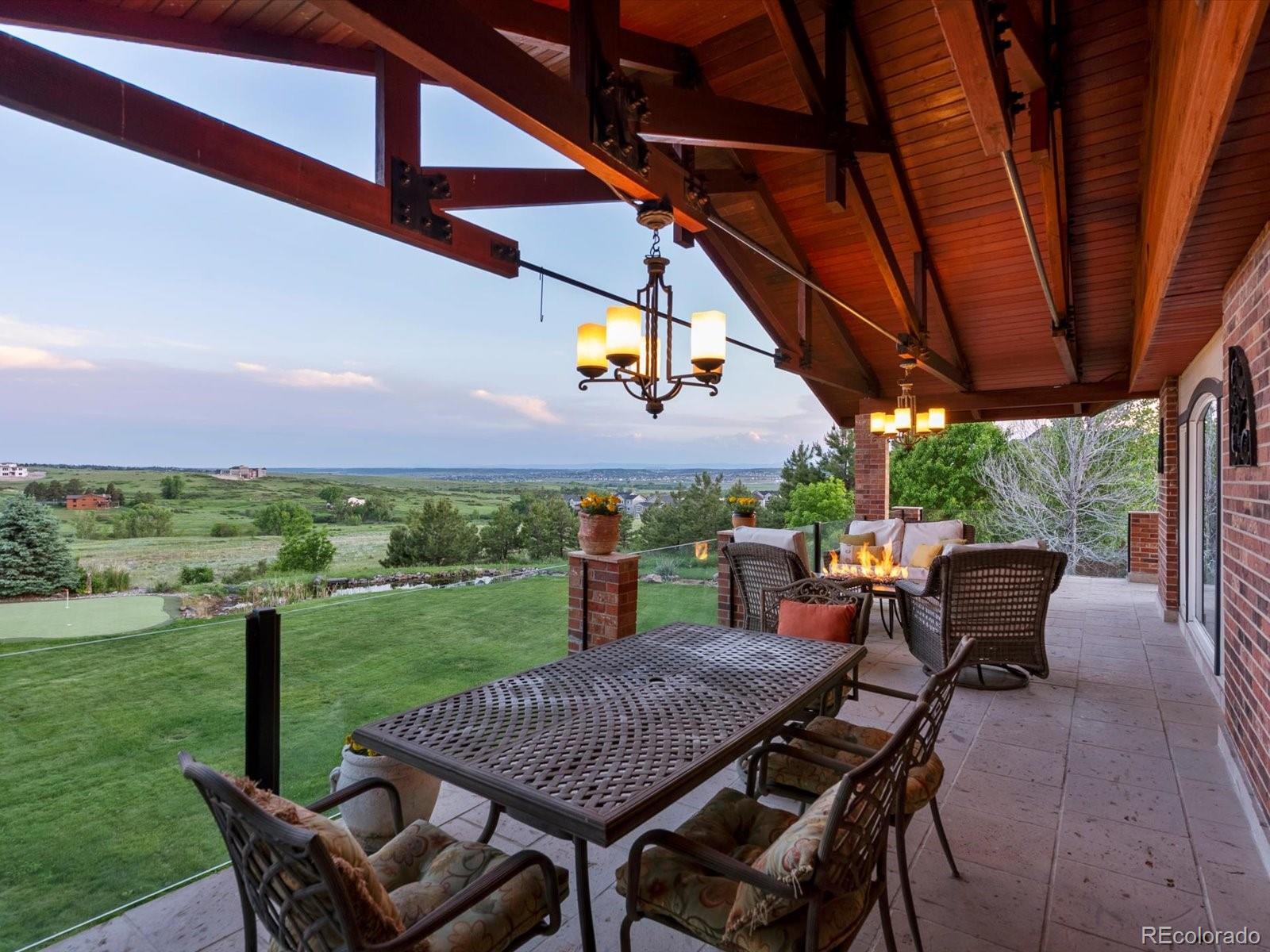 8387 N Sunburst Trail