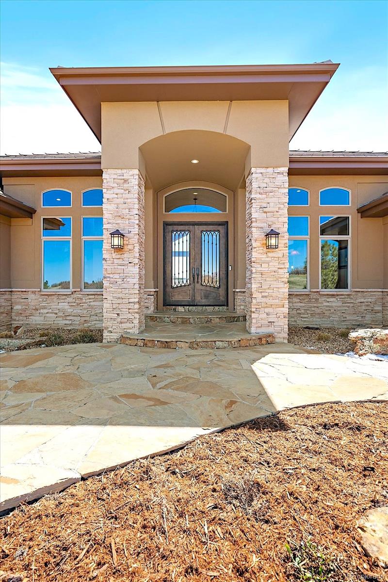 1552 Colt Circle
