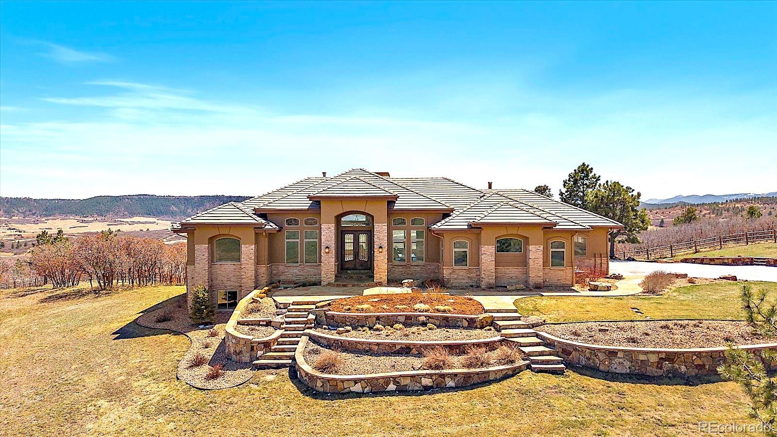 1552 Colt Circle