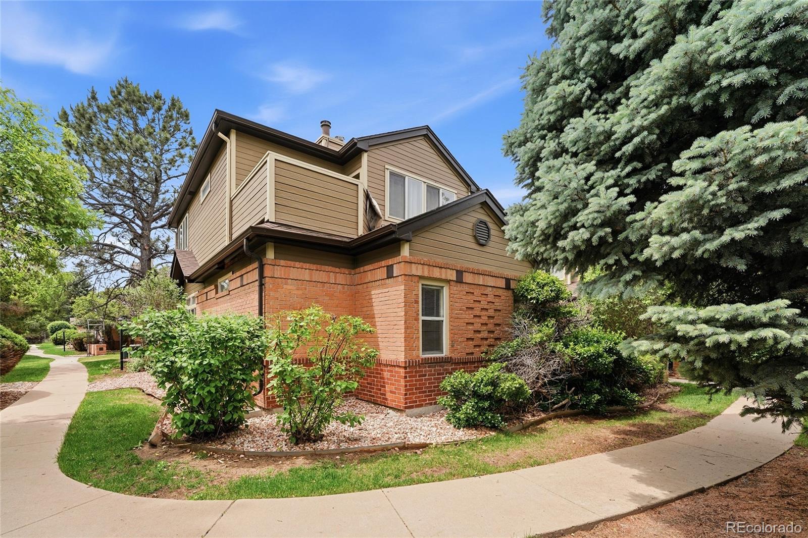 6001 S Yosemite Street E101