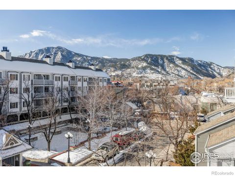 Condominium in Boulder CO 2244 Spruce Street 22.jpg