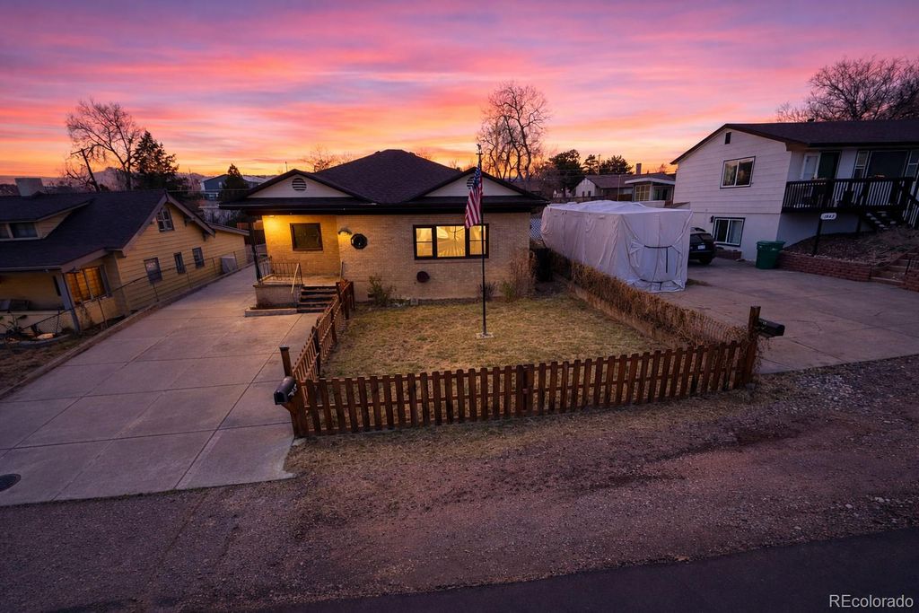 Photo of 1651 Routt Street, Lakewood, CO 80215 (MLS # 1939054)