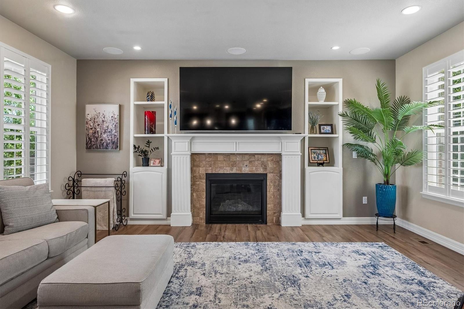 6209 S Jamestown Court