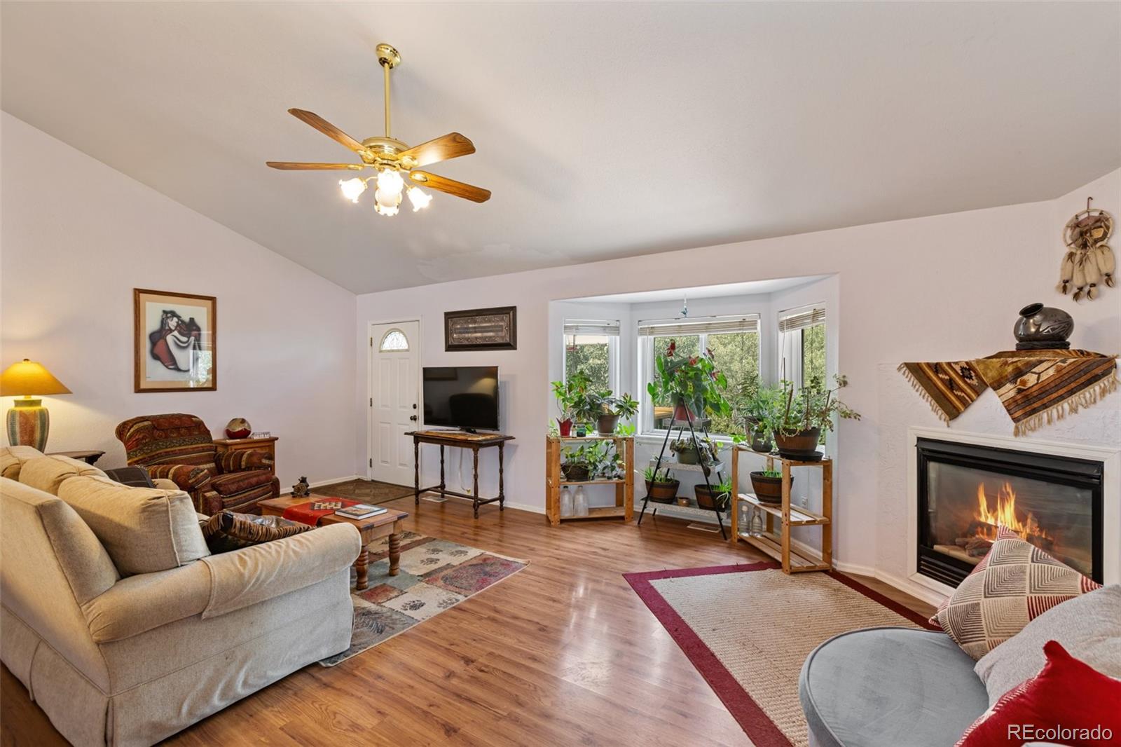1121 Ridge Road