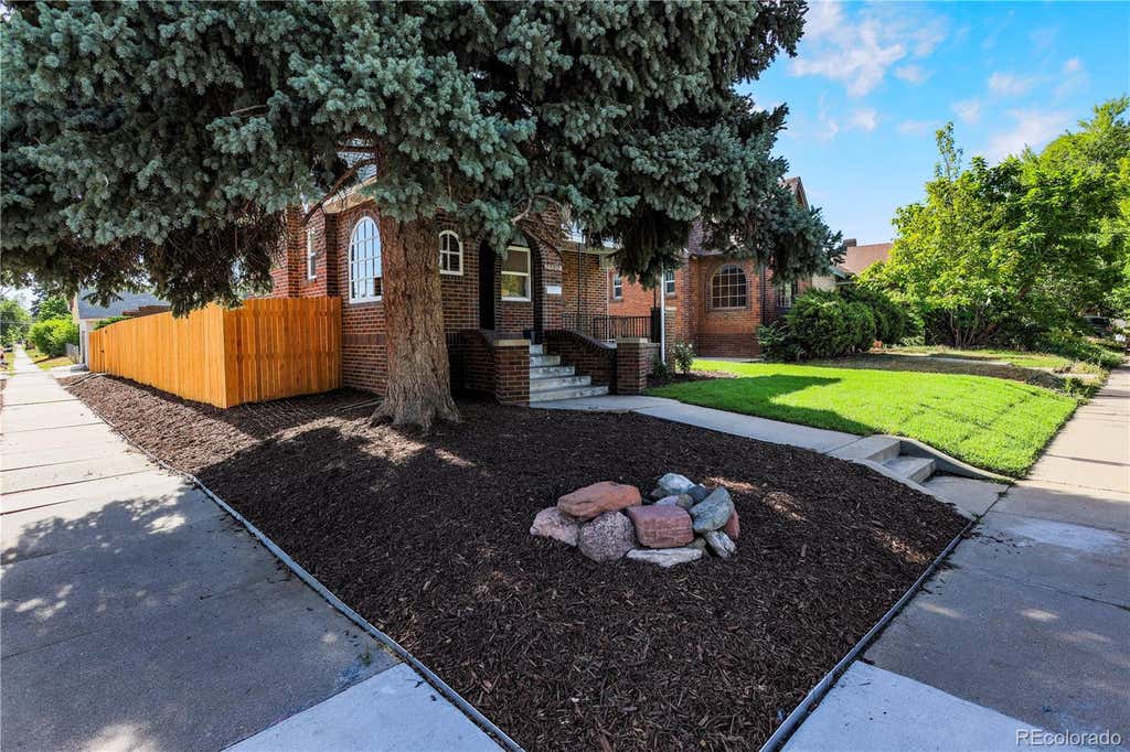 Photo of 2590 Grape Street, Denver, CO 80207 (MLS # 7780839)