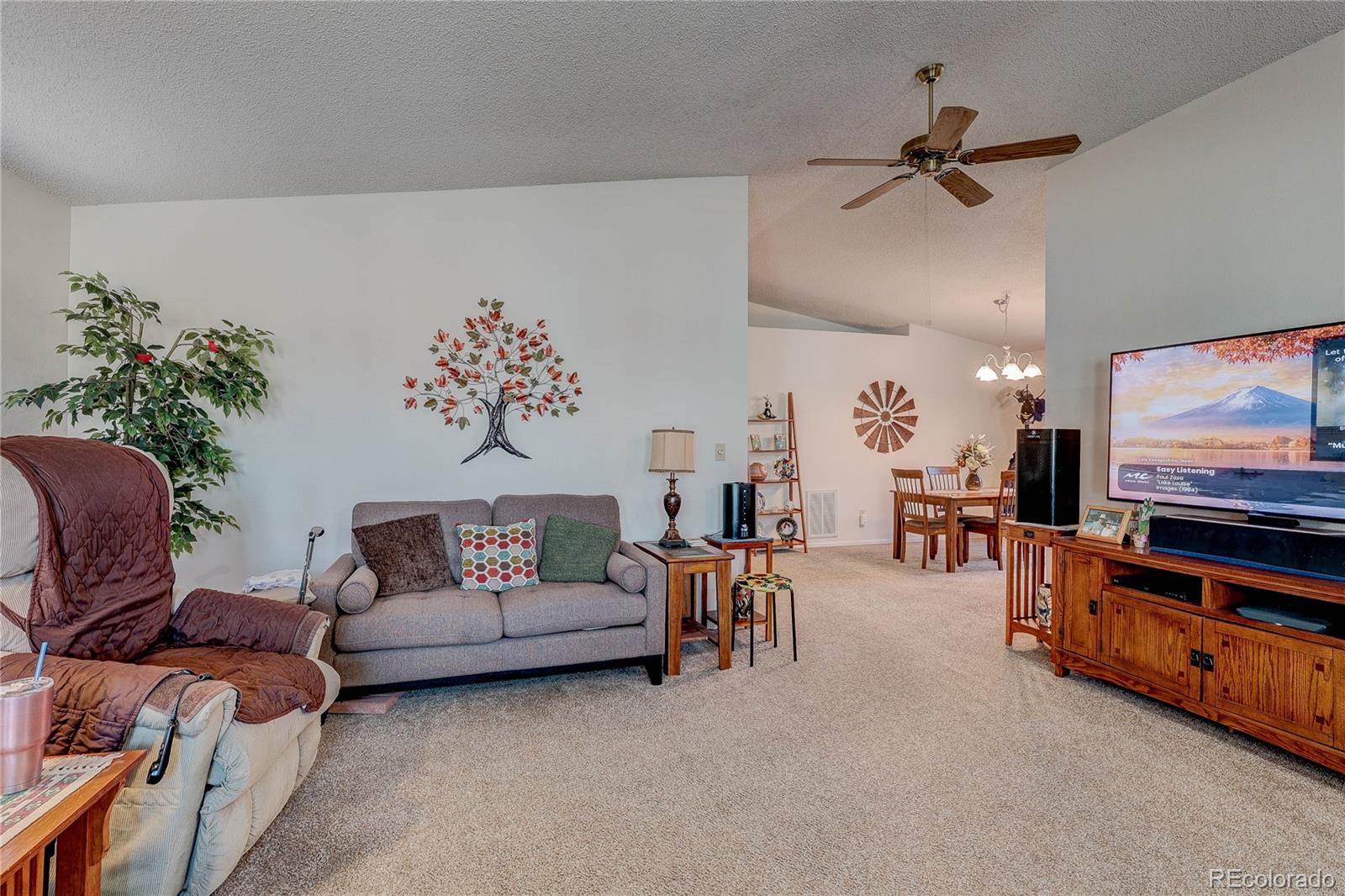 2533 Patriot Heights