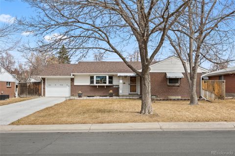 Photo of 11675 E Alaska Avenue, Aurora, CO 80012 (MLS # 6151347)