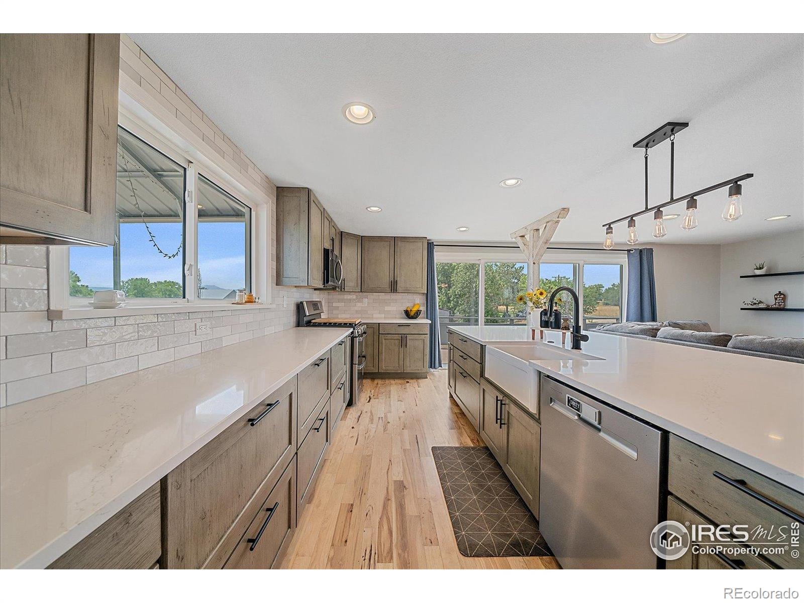 11724 Kenosha Road
