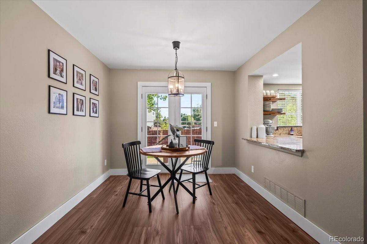 8695 Bluebunch Court