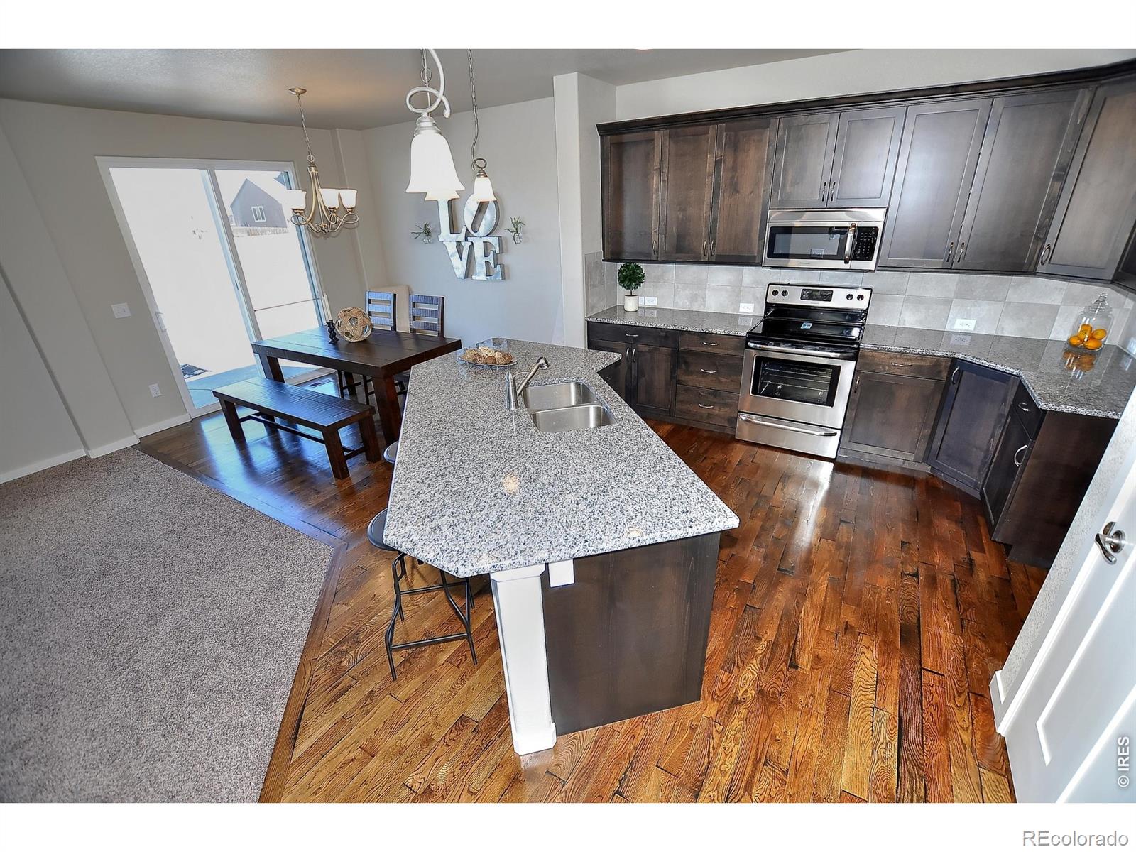 1197 Crown Sparrow Street